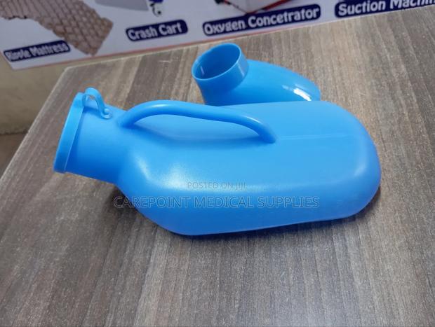 Urinal Bottle (Unisex) - main view