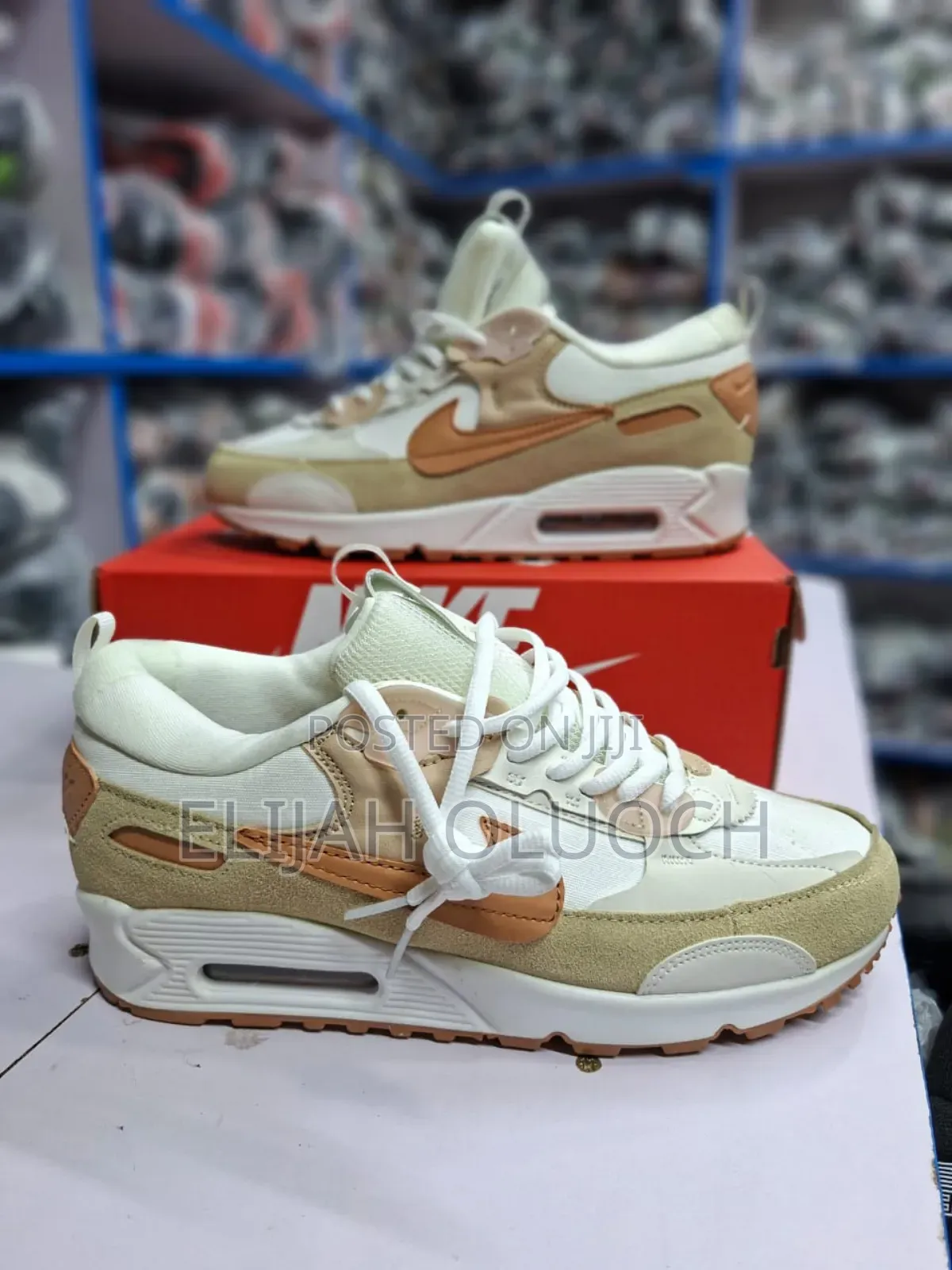 Airmax 90 Futura
Sizes 36 - 45