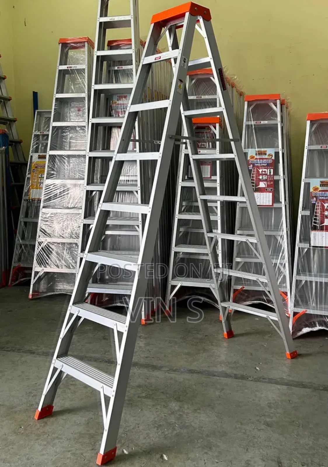 Dual Step Ladder; Dűal Stép Laddér' Duál Stëp Laddër