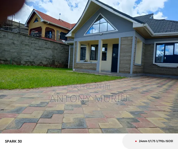 3bdrm Bungalow in Space And Style, Kalimoni for sale