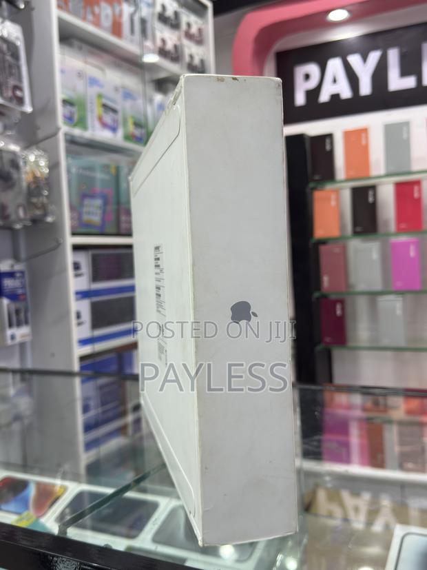 Laptop Apple MacBook Pro 18GB Apple M3 Pro SSD 512GB - thumbnail 3