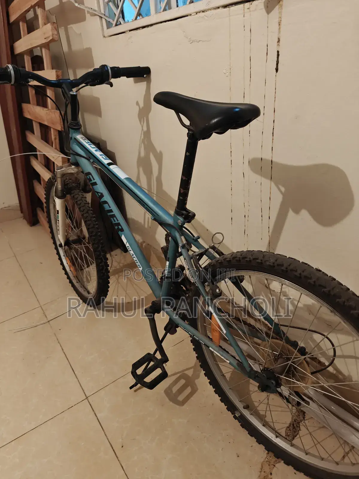 Fun Blue 15-Speed Kids’ Bicycle