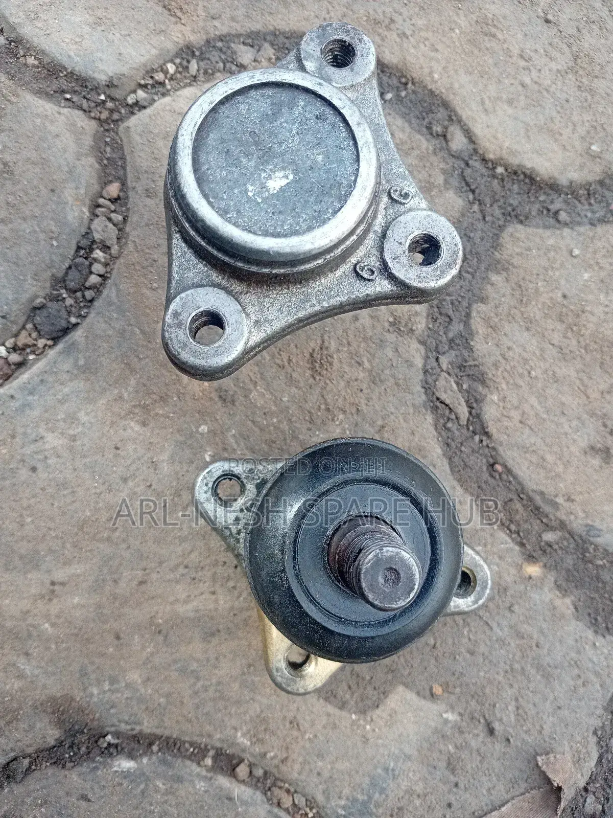 Mitsubishi Shogun Front Upper Ball Joint