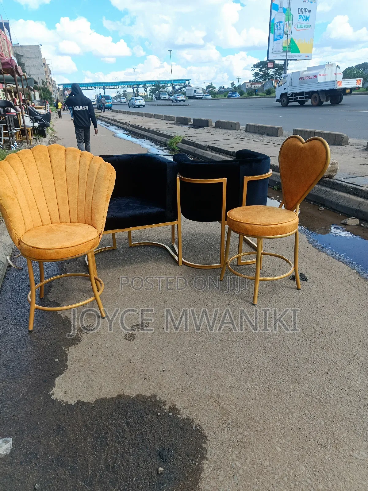 2 Gold Manicure Seats and 2 Black Salon Seats 