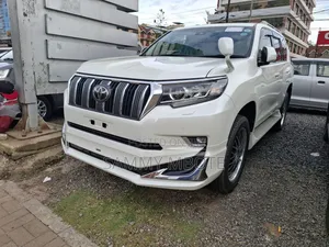 Toyota Land Cruiser Prado 2.8 2020 White