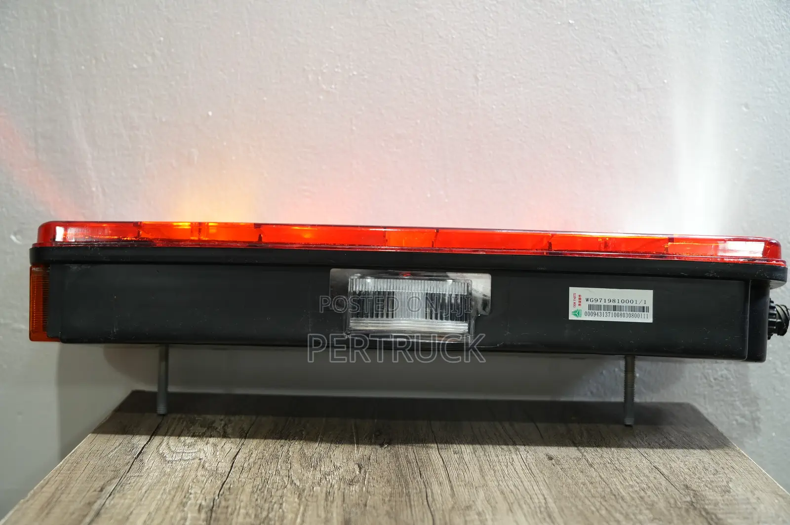 Wg9719810011 Rear Tail Combination Light Howo Sinotruck A7