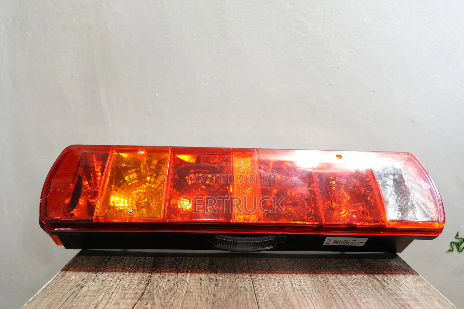 Wg9719810011 Rear Tail Combination Light Howo Sinotruck A7