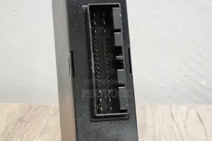 Wg1664331070/2 Door Glass Electric Controller Switch Howo A7