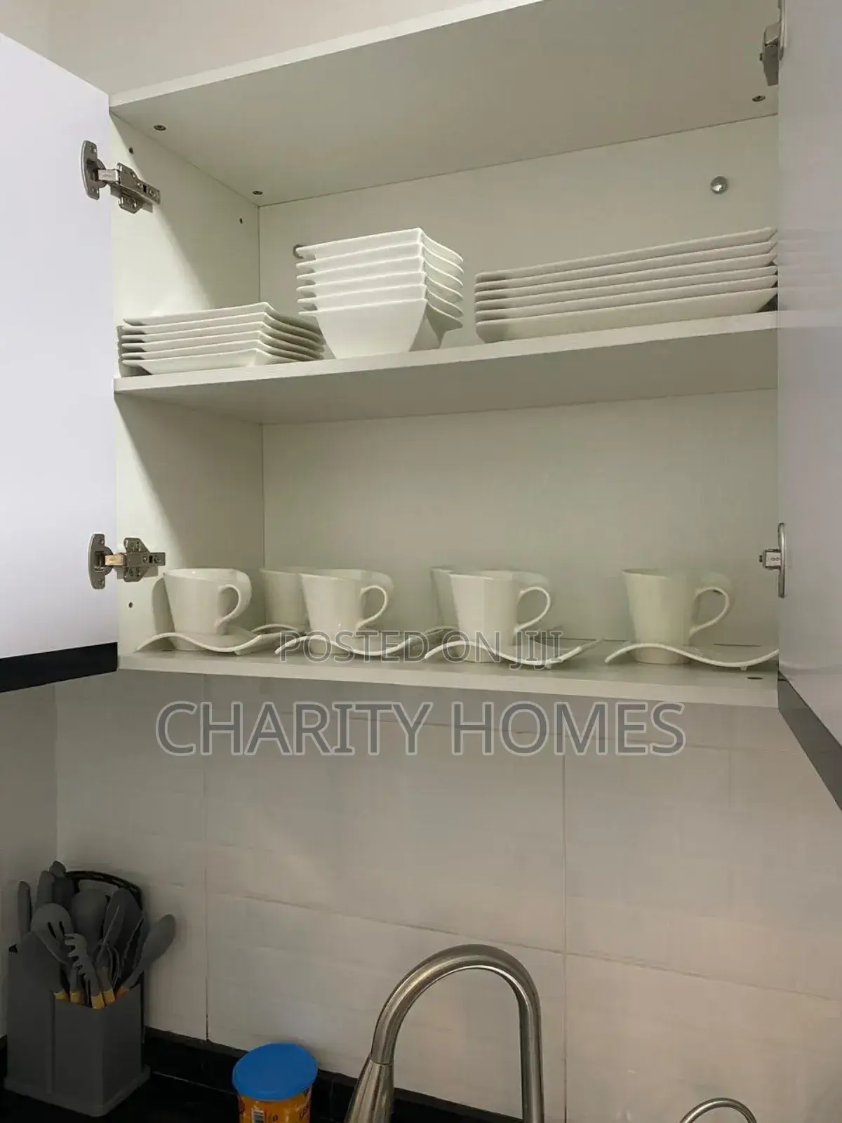 Airbnb Two Bedroom South B