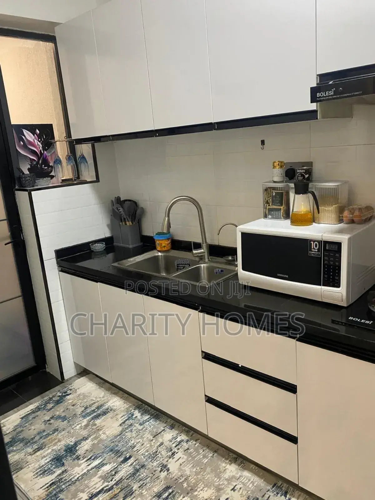 Airbnb Two Bedroom South B