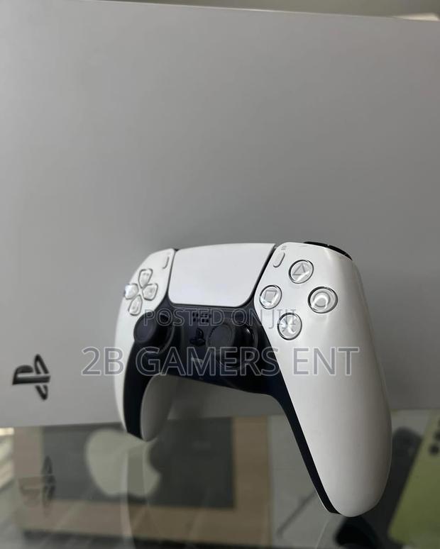 Ps5 Standard Version Plus Gta v Used - thumbnail 5