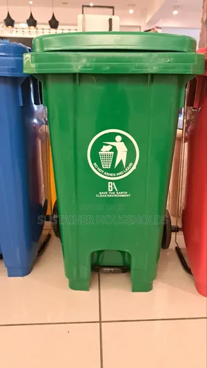 Green Peddle Bin With Wheels