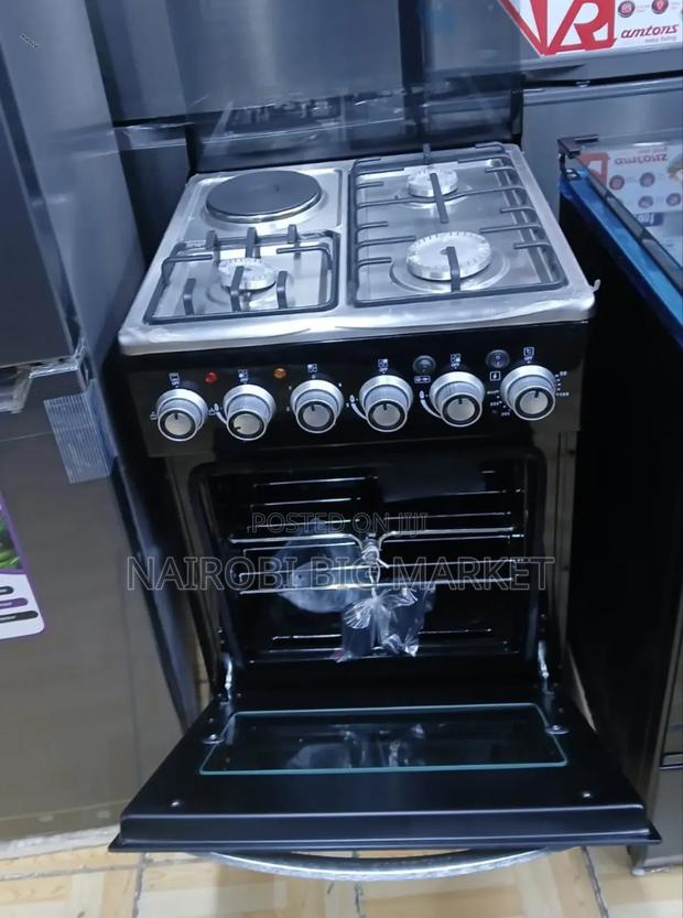 Black 50 by 55 Sarahtech Free Standing Cooker - main view