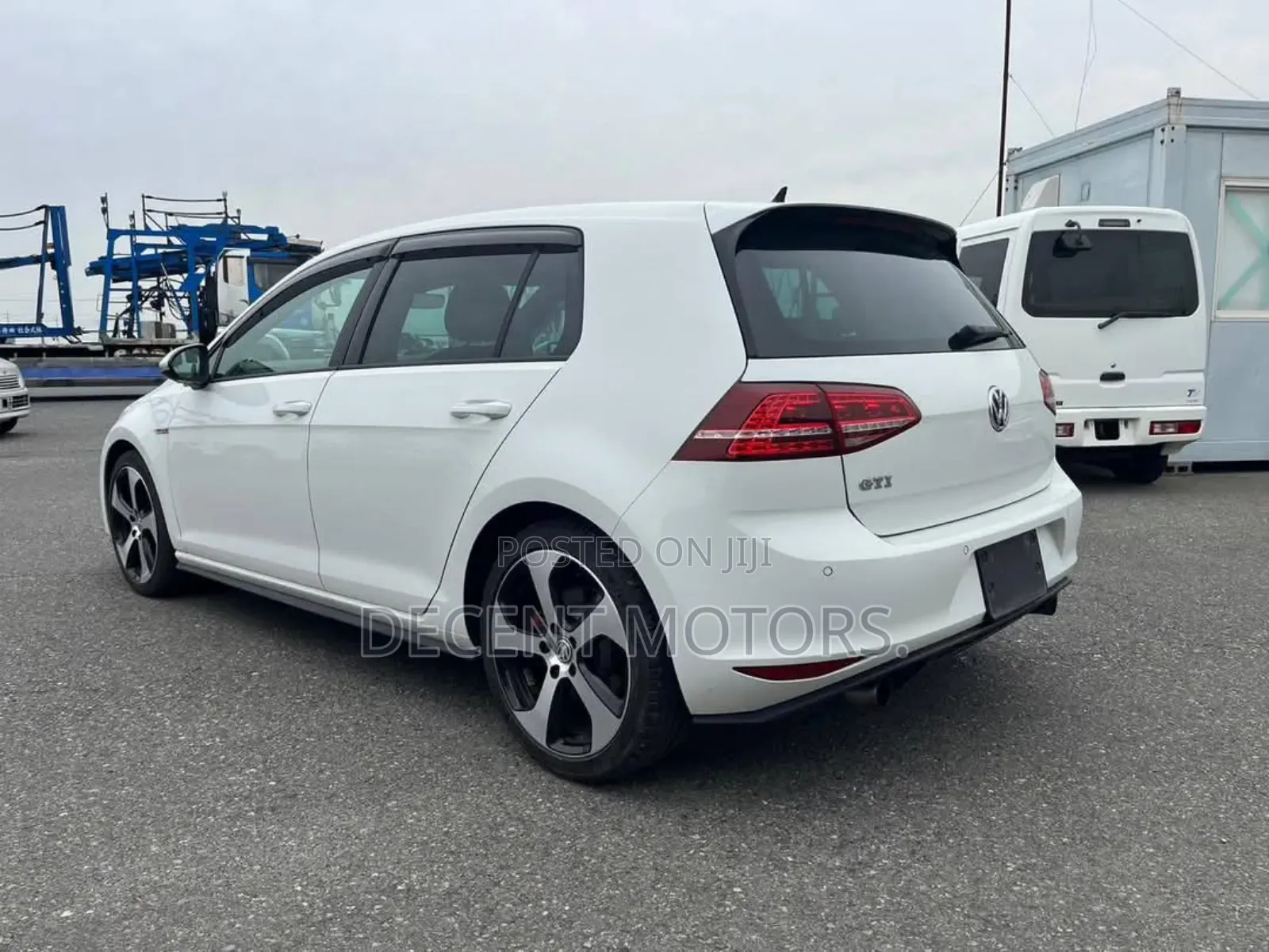 Volkswagen Golf TSI SE FWD 2018 White
