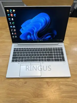 Laptop HP ZBook Firefly G8 32GB Intel Core i9 SSD 512GB