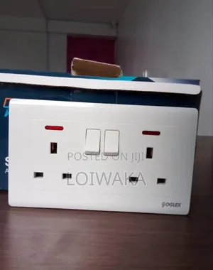 Twin Sockets (Normal)
