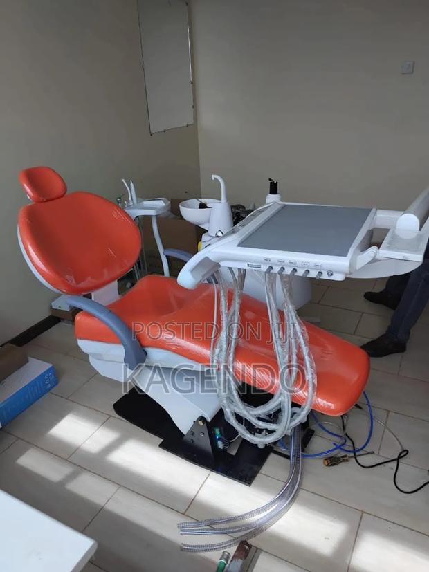 Dental Chair - main view