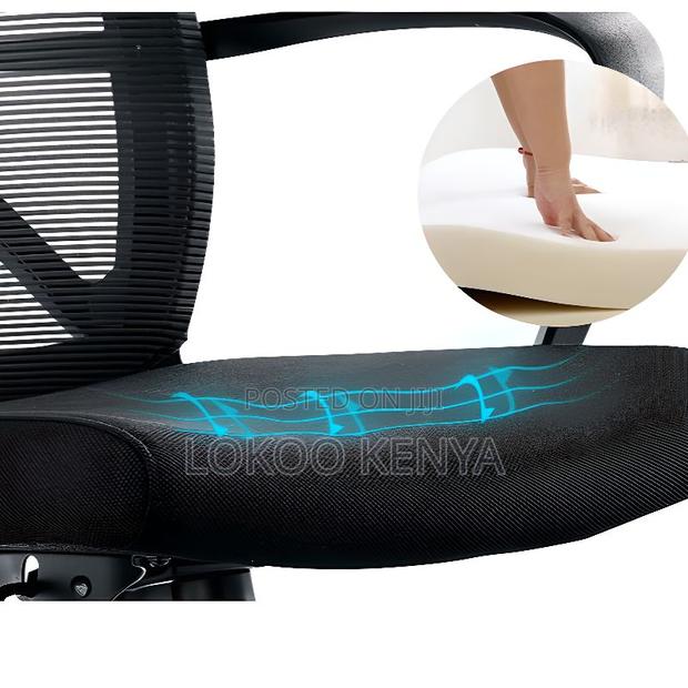 Office Chair: Ergonomic Tufted Office Chair - thumbnail 3