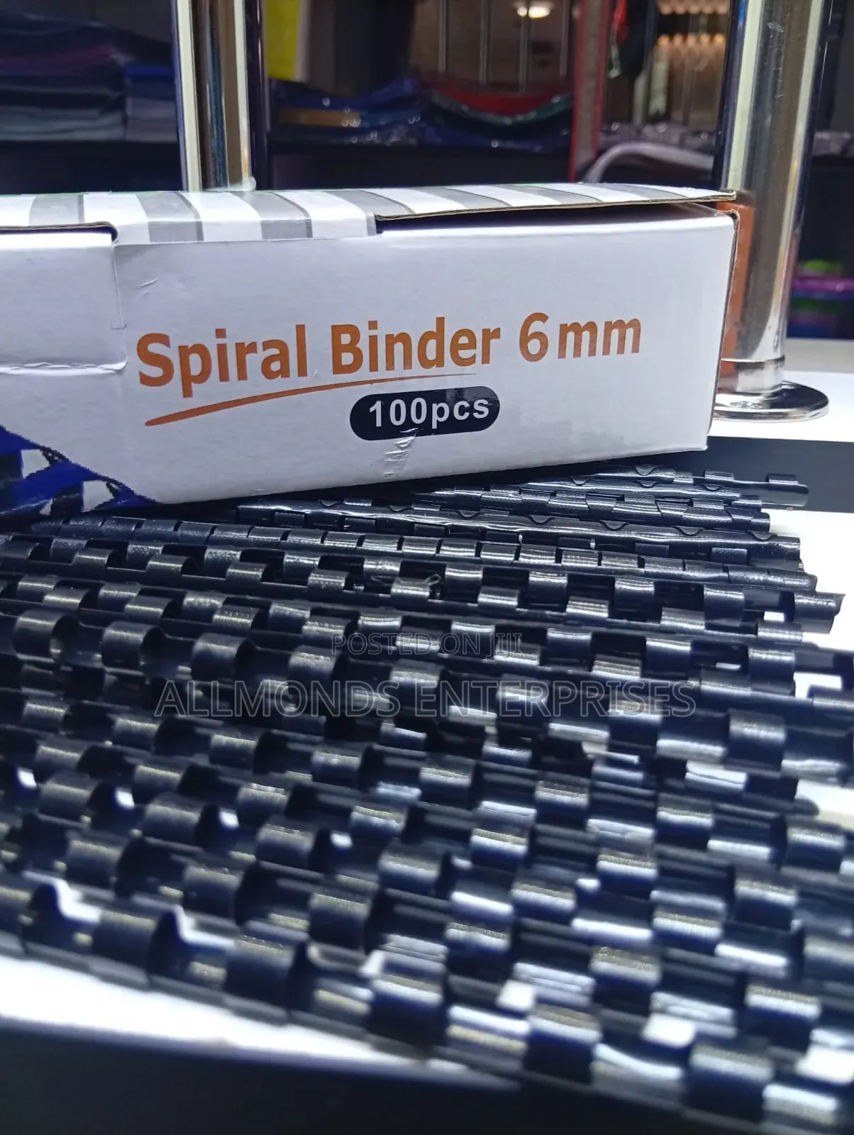 A Packet of 100 Pieces Spiral Binder 6mm