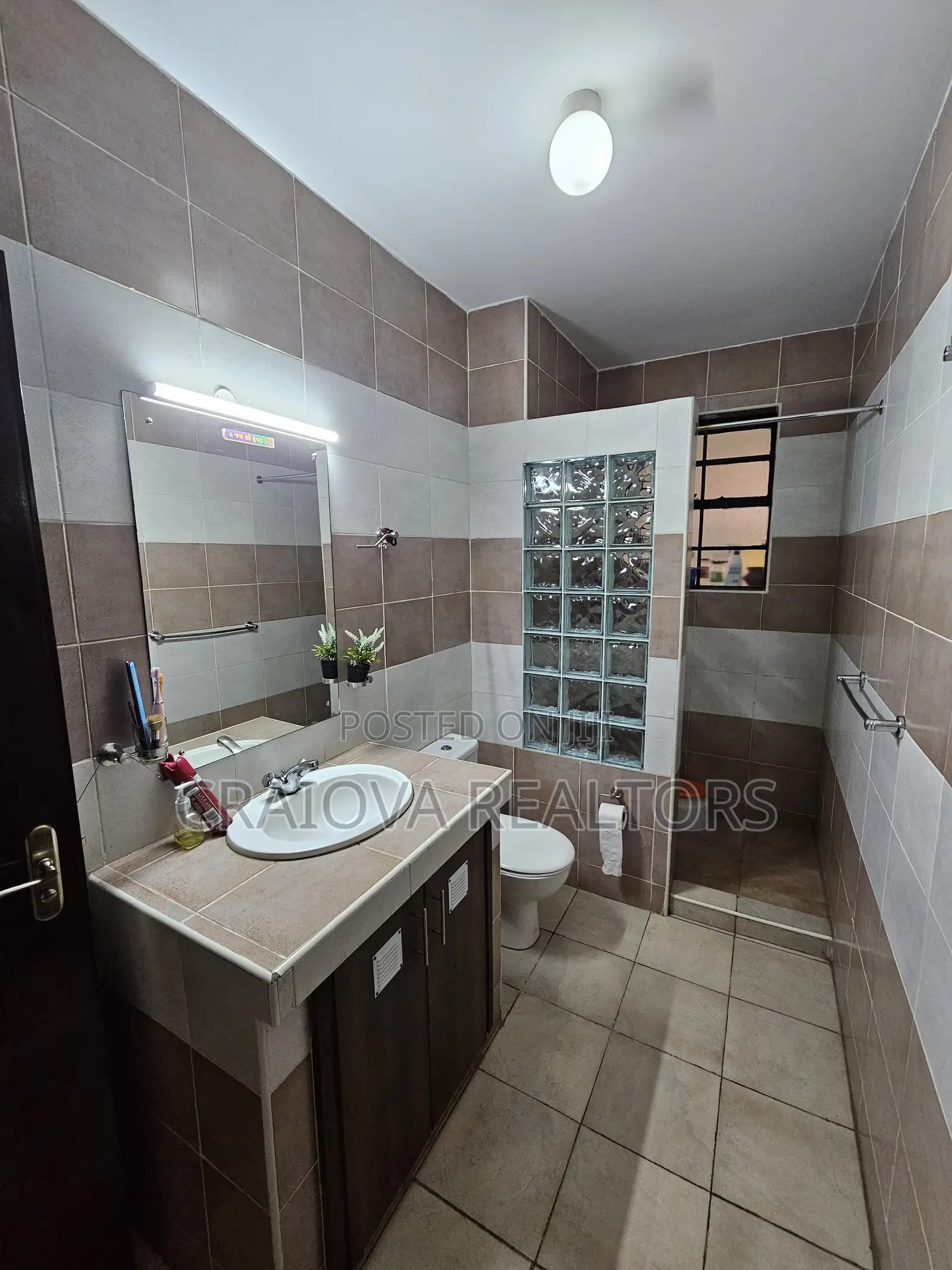 2bdrm Apartment in Parklands/Highridge for sale