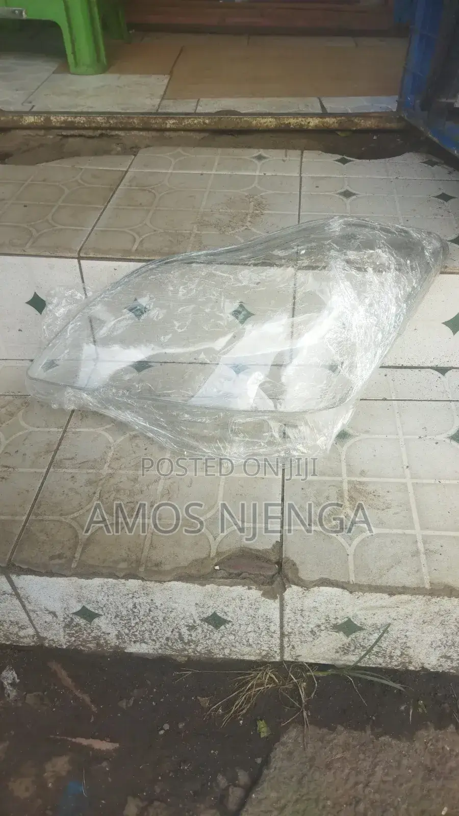 Toyota Crown 2005 Headlight Lens