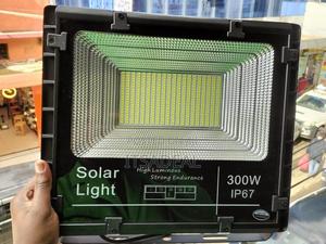 Solar Floodlight 300 Watts (Solar Light) - thumbnail 2