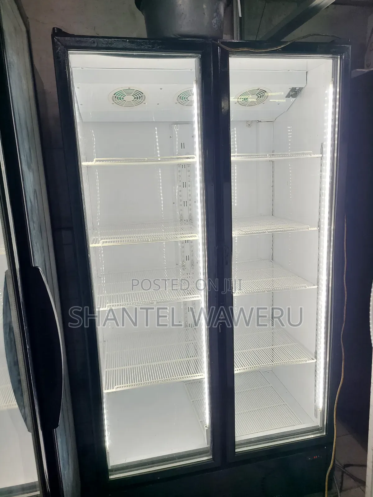 Perfect/Reliable 2 Door Display Fridge/ Chiller