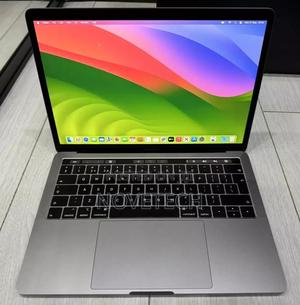 Laptop Apple MacBook Pro 2019 16GB Intel Core I7 SSD 256GB - main view