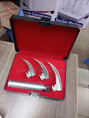 3 Blade Laryngoscope