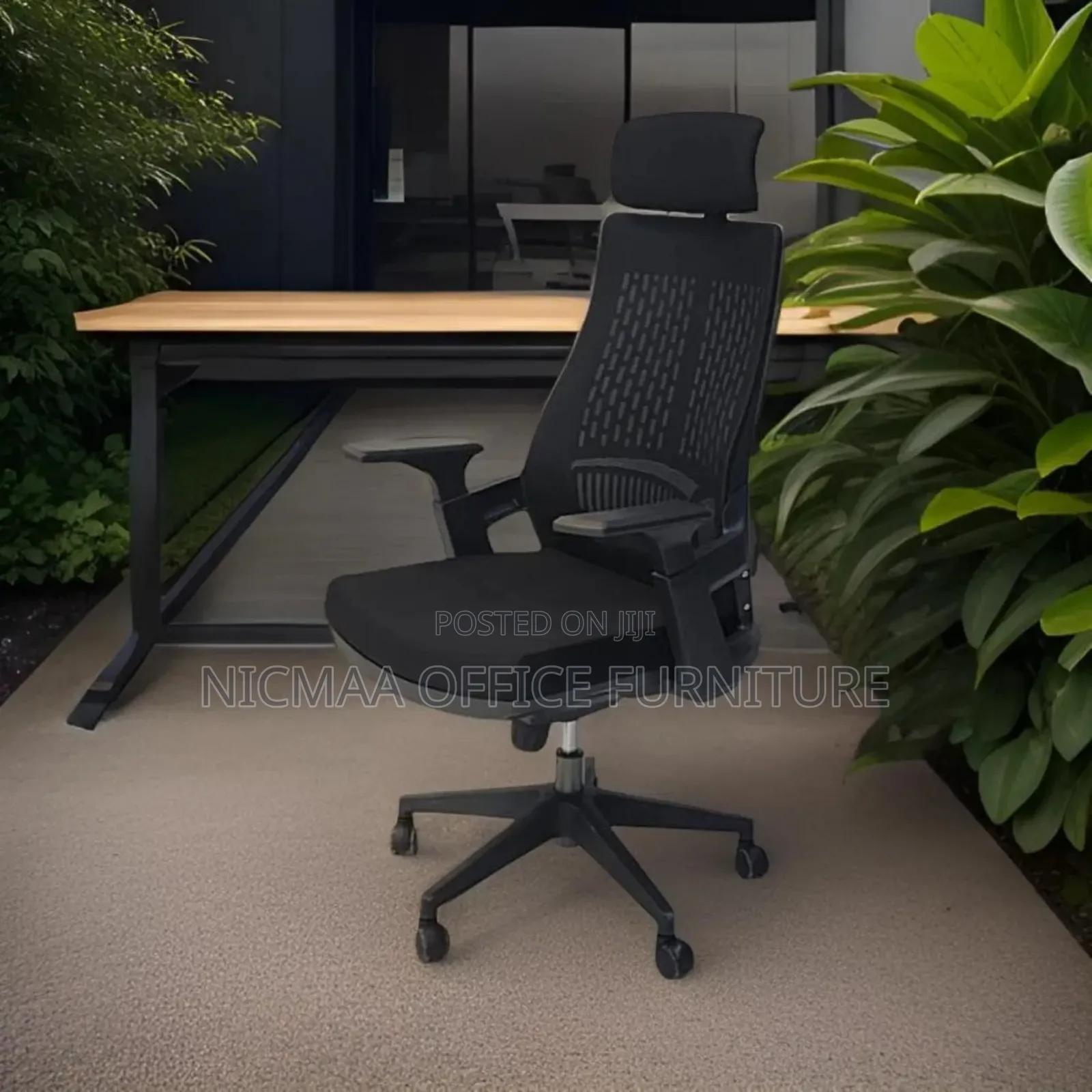 Luxe Orthopaedic Office Seat
