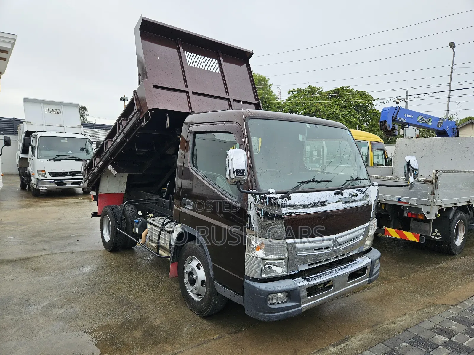 Mmitshubishi Canter