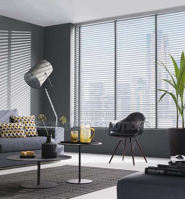 “Built for the Bold, Loved for the Look!”Venetian Blinds
