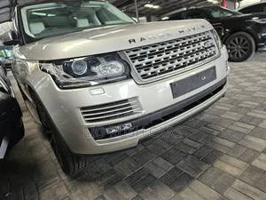 Land Rover Range Rover Vogue 2017 Gold