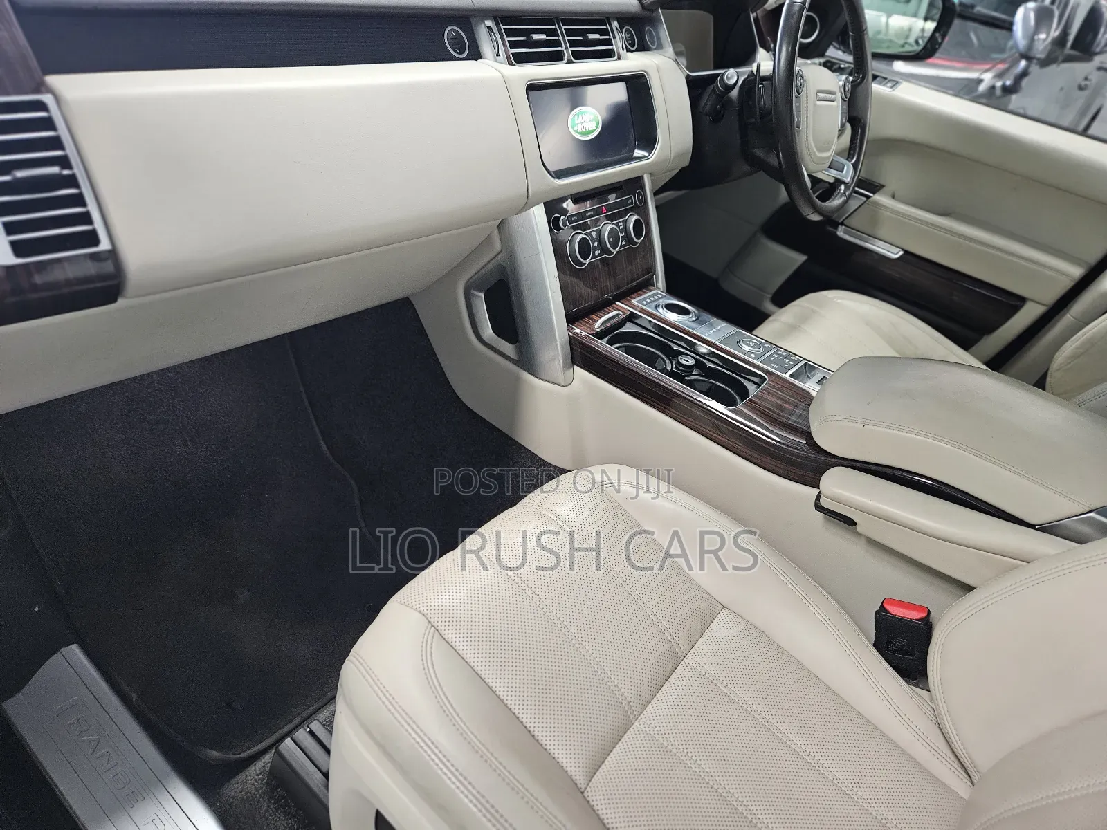 Land Rover Range Rover Vogue 2017 Gold