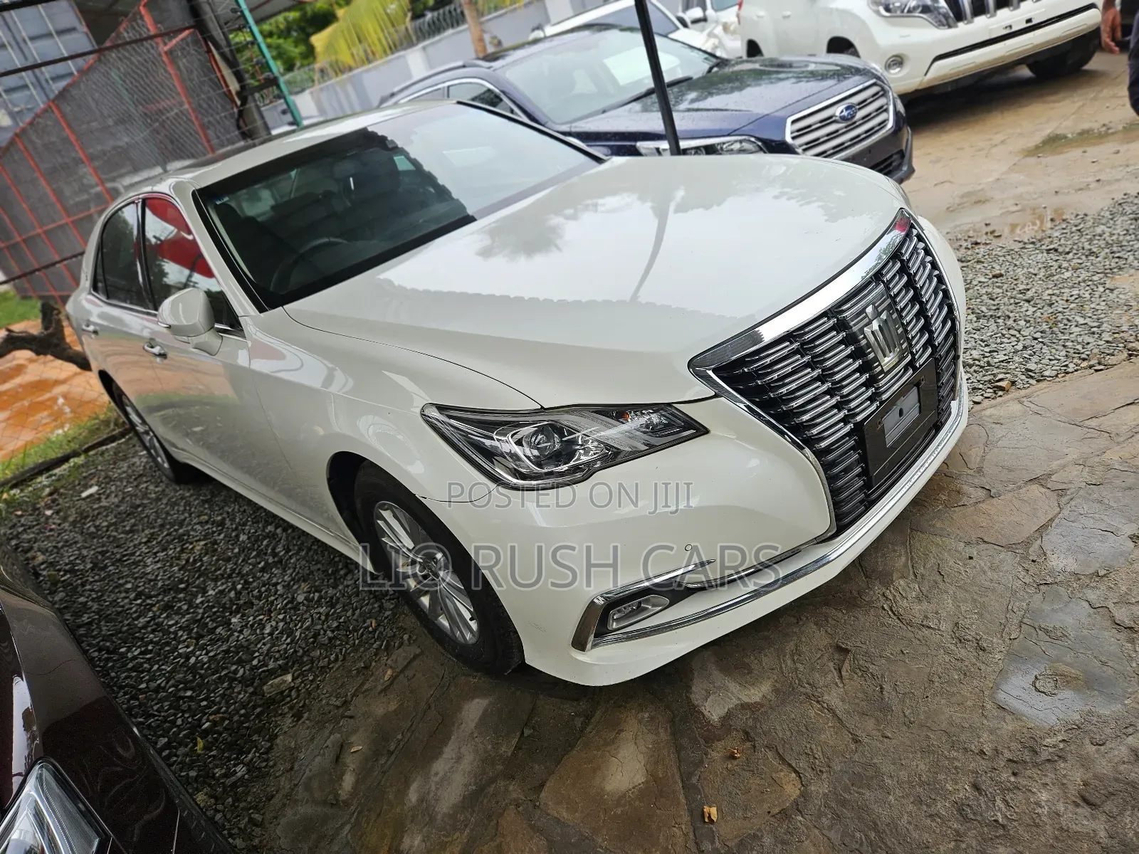 Toyota Crown 2018 White