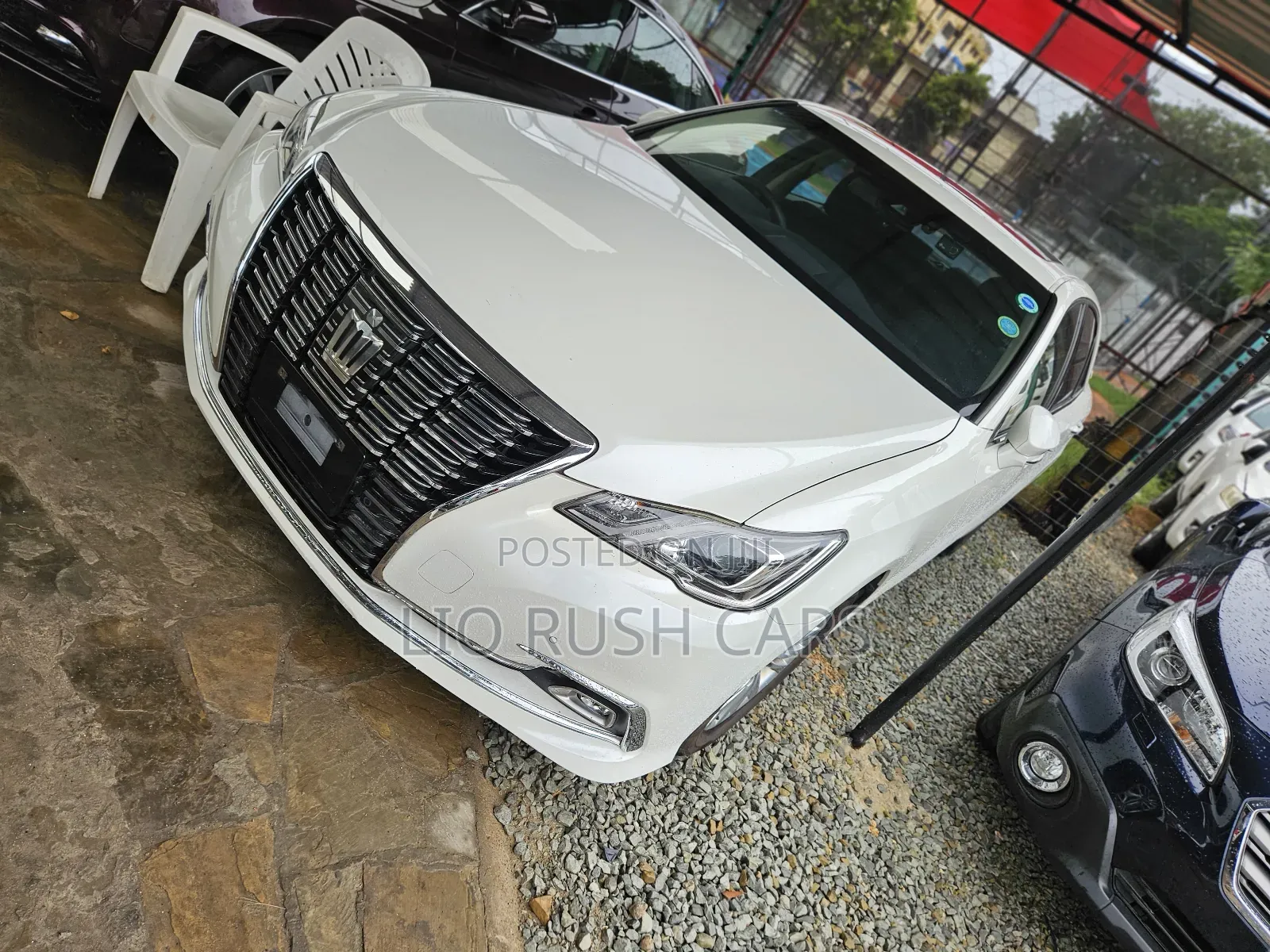Toyota Crown 2018 White