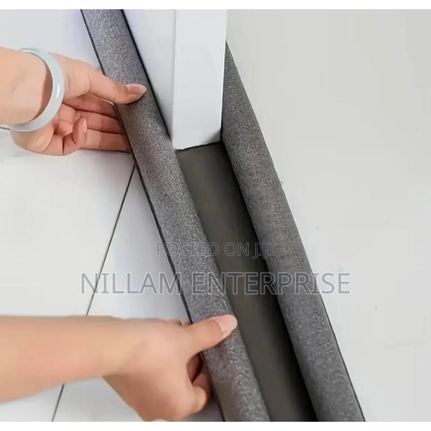 Bottom Door Sealer Strip - thumbnail 2