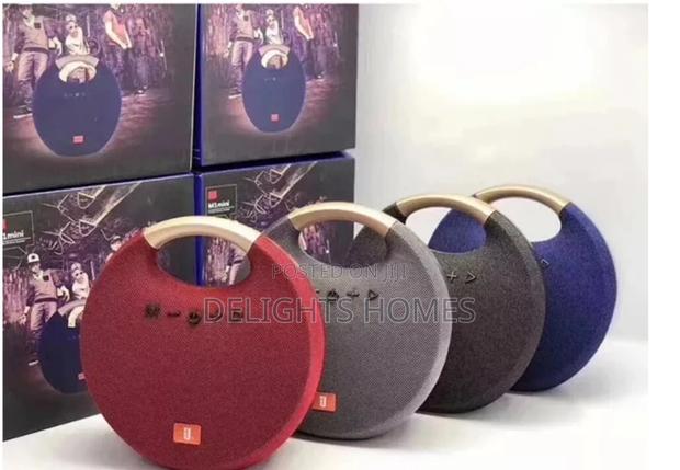 M1 Mini Bluetooth Speaker - thumbnail 2