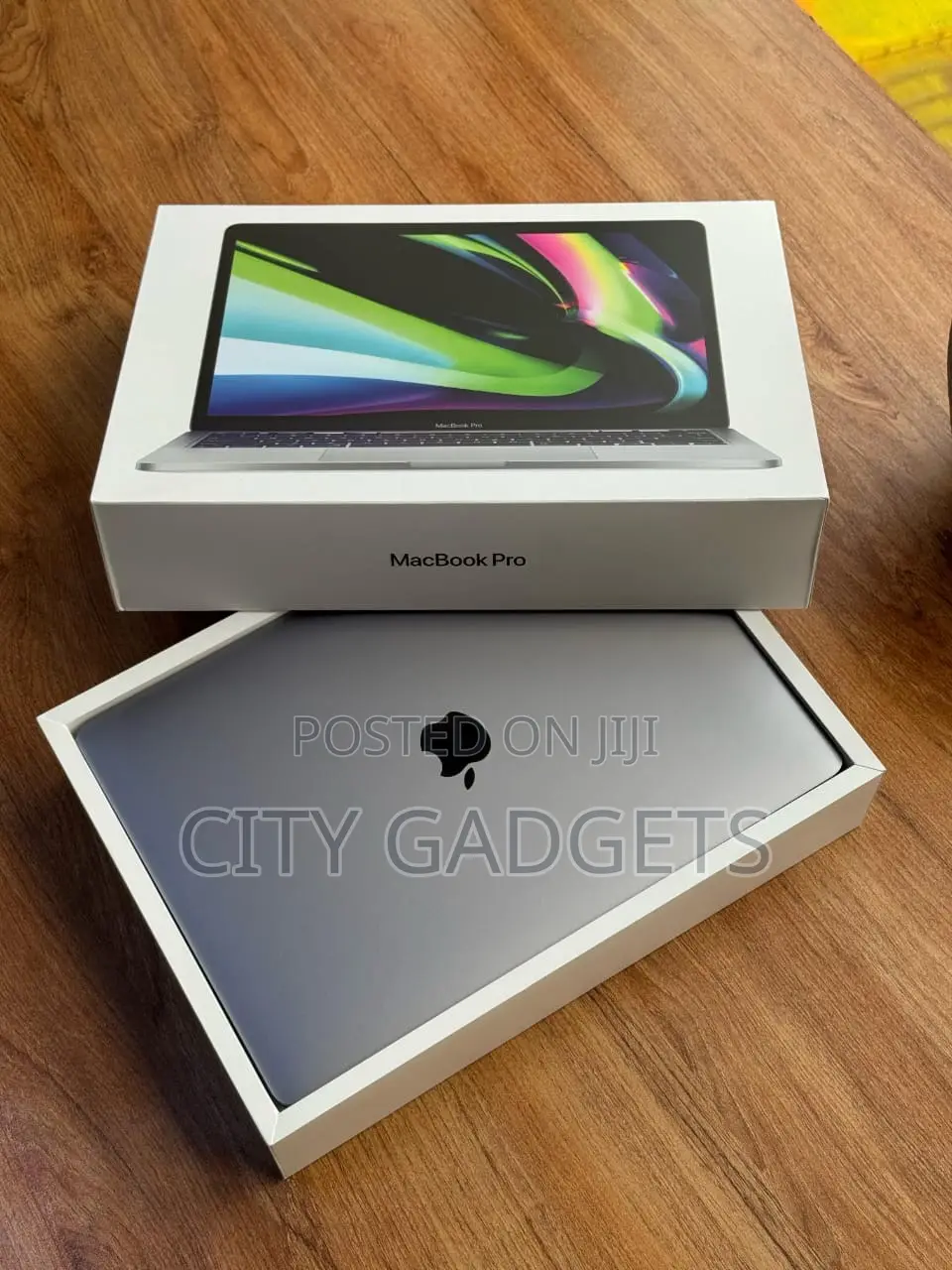 Laptop Apple MacBook Pro 2023 M2 16GB Intel Core I7 SSD 512GB