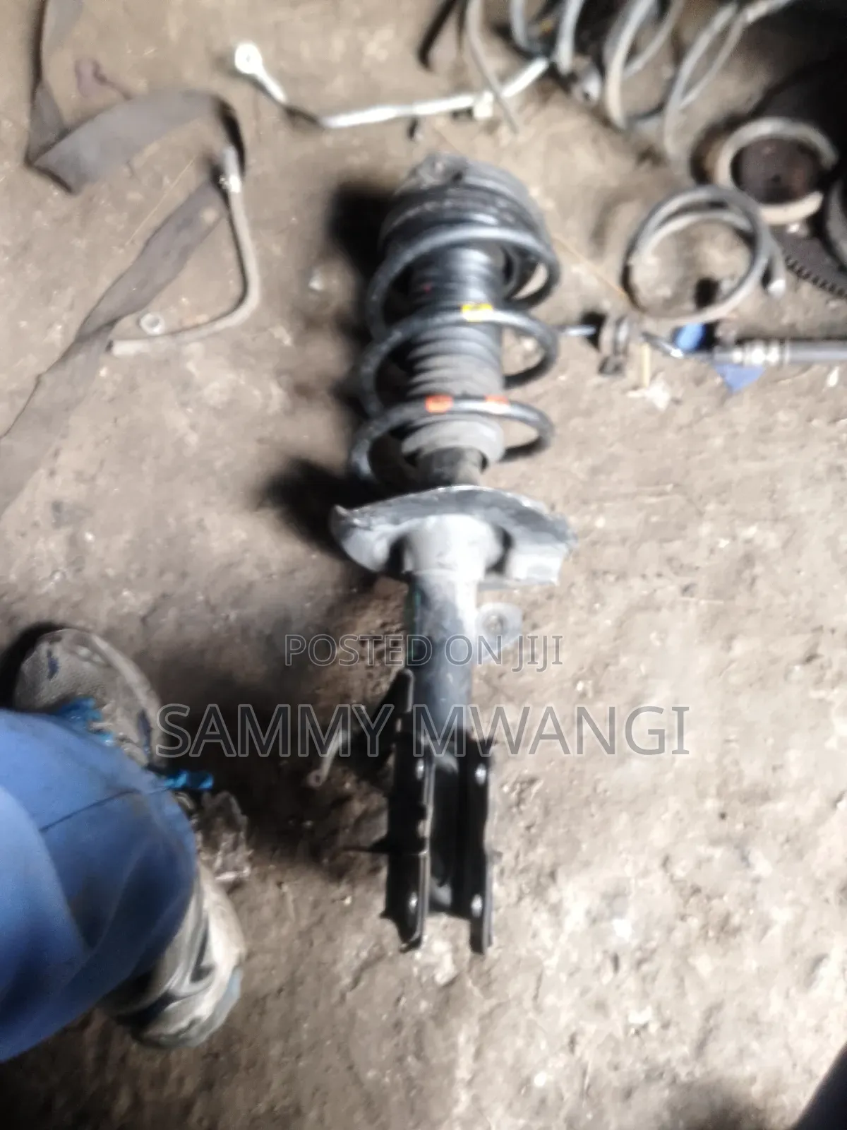 Nissan Serena Front Shocks