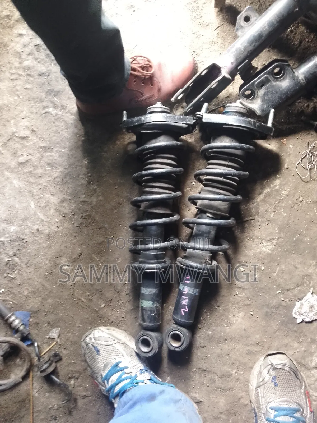 Toyota Wish Rear Shock