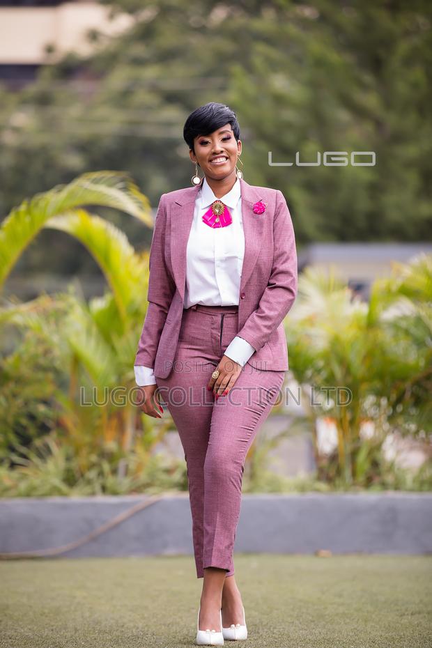 Women Pink Trouser Suit - thumbnail 3