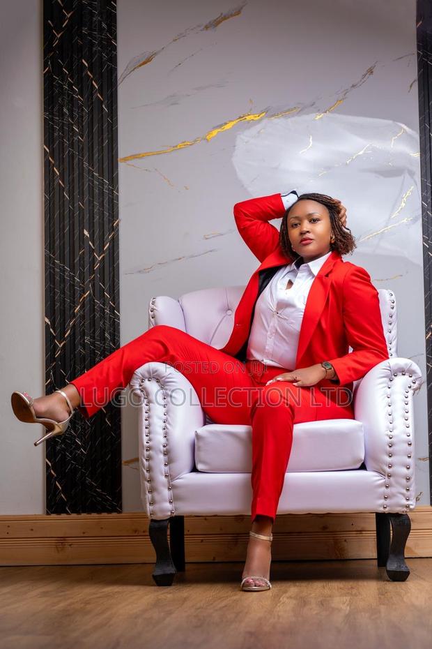 Women Power Suits - thumbnail 3