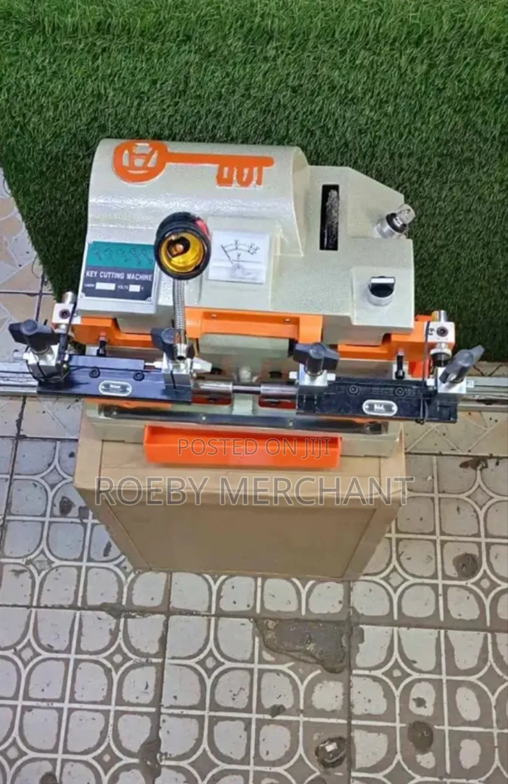 Top Selling Key Cutting Machine