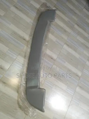 Toyota Voxy/ Noah 2005 -2010 Spoiler