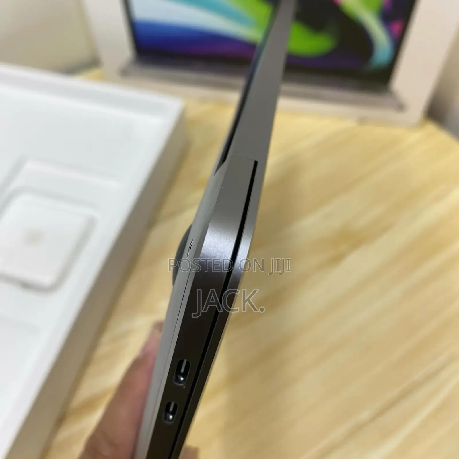 Laptop Apple MacBook Pro 2023 M2 16GB Apple M2 SSD 512GB