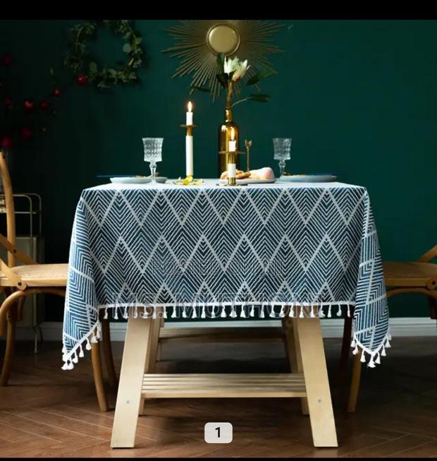Quality Linen Table Cloth* - thumbnail 2
