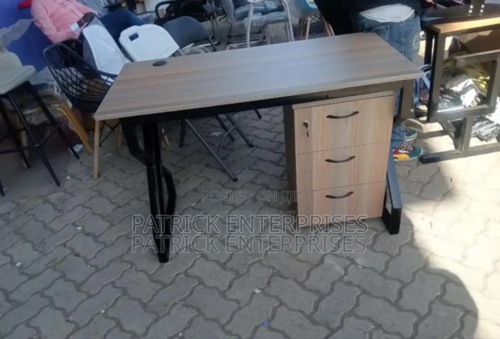 1.2 Mtrs Metallic Office/Home Computer Desk+ Pedestal Drawer