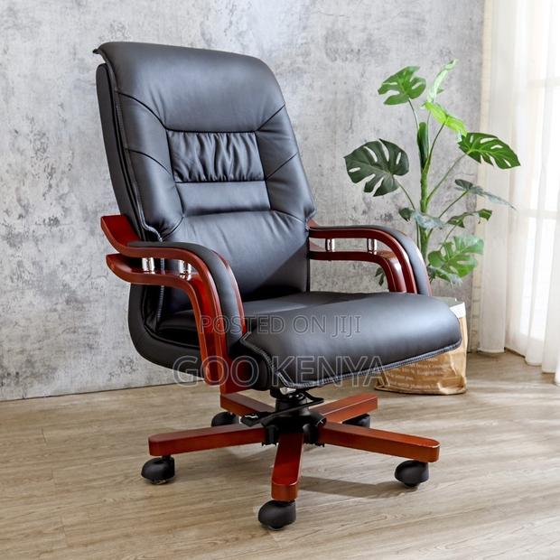 Office Chair ; High Back Directors Reclinig Seat