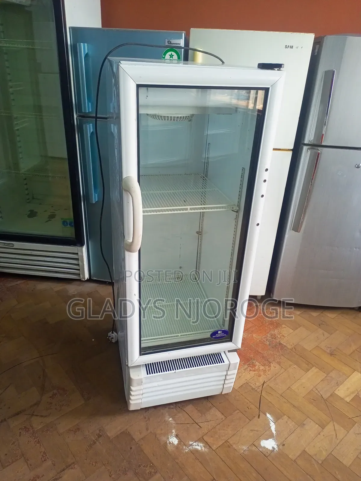 Economical White Display Fridge